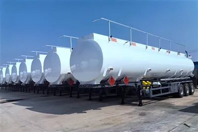 Armenski partner obiskuje tovarno za poglobljeno komunikacijo in končno podpisovanje naročila tan...